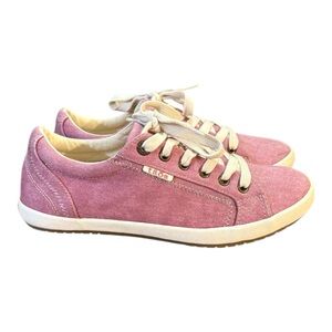 Taos Footwear Pink Canvas Lace-Up Sneakers